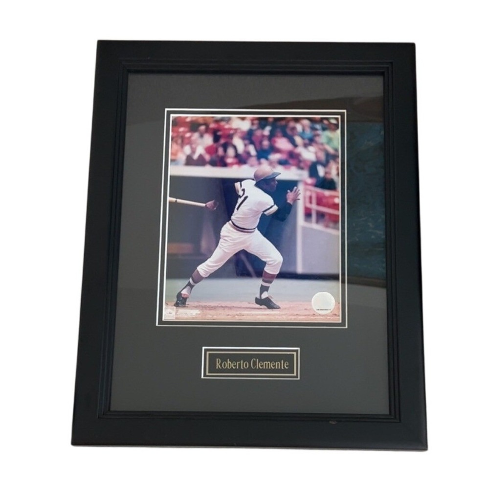 Roberto Clemente Framed Picture
